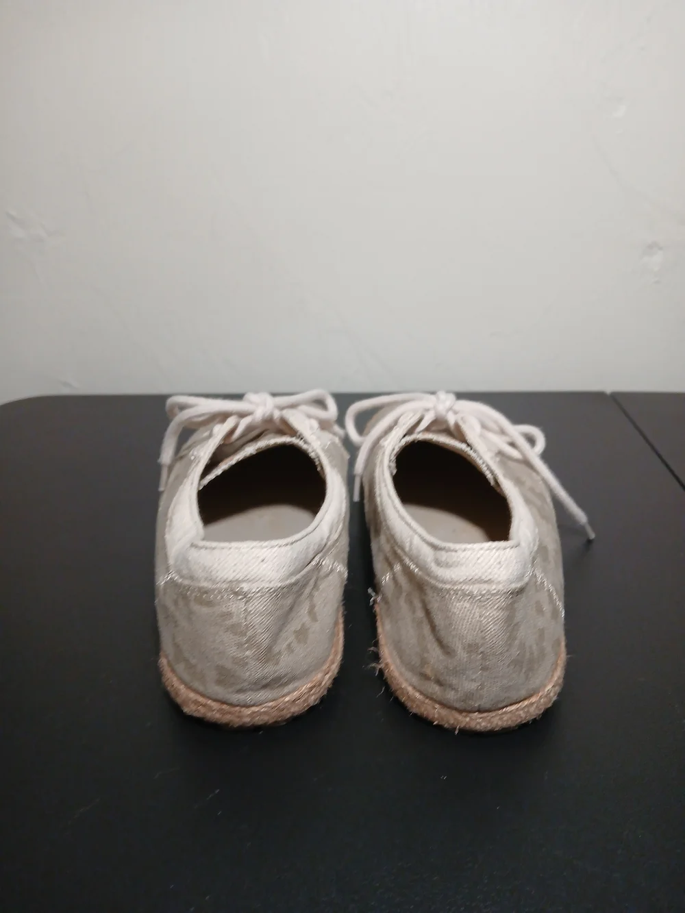 Sanuk Men's Beige Patterned Canvas Lace-Up Boat Shoes Sz. US 9